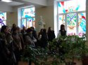 Студенты, собравшиеся на выставку.JPG